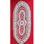 Ovaal kanten kleedje, handgemaakt